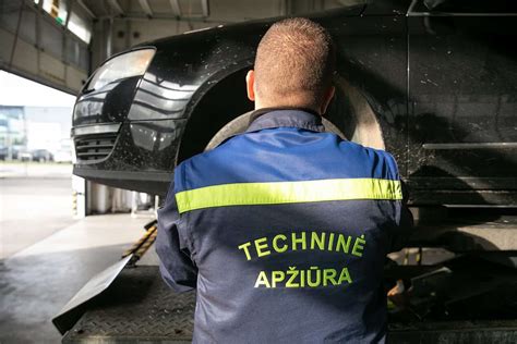 Senesnio automobilio techninė apžiūra