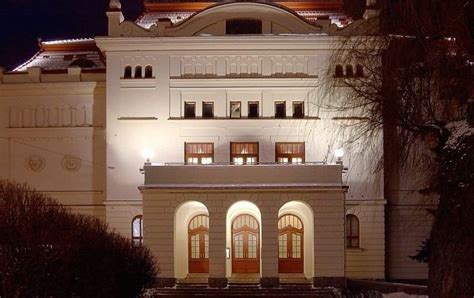 Rusų dramos teatro scena