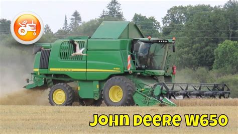John Deere W650 kombainas su pjaunamąja
