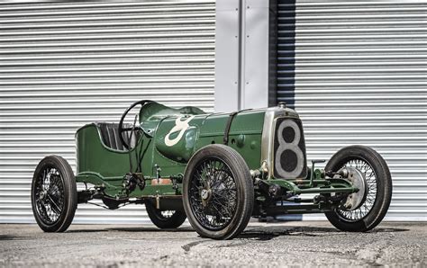 Aston Martin automobiliai 1922 m. Grand Prix lenktynėse