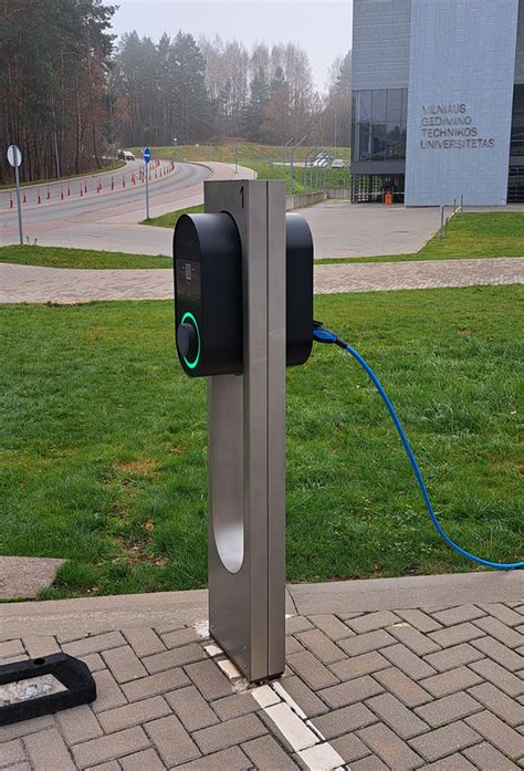Elektromobilio įkrovimo stotelės įrengimas