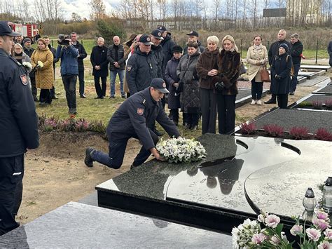 Paminklas žuvusiam ugniagesiui