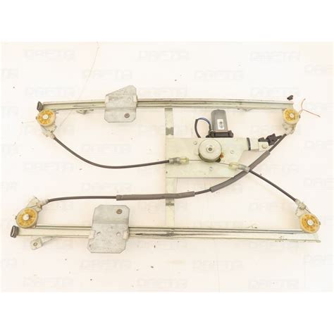 Renault Premium priekinio stiklo spintelės