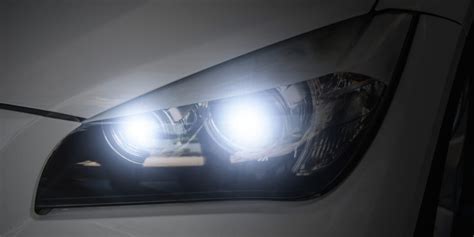 automobilio žibintai