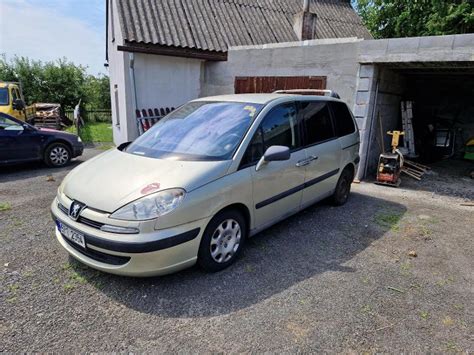 Peugeot 807 iš priekio