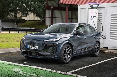 Audi e-tron automobilio išorė