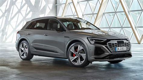 Audi e-tron salono interjeras