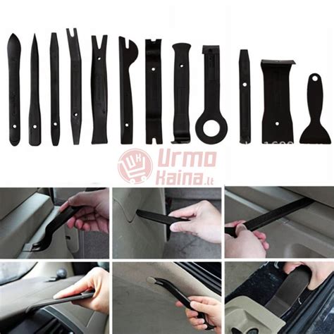 Schematinis automobilio magnetolos išėmimo procesas