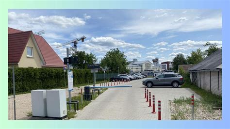 Sėkmingas automobilio parkavimas tarp kliūčių