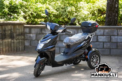 Inovatyvus elektrinis triratis AKO Trike