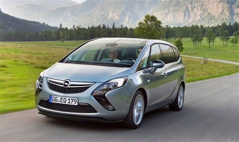 Opel Zafira Tourer (C) interjero funkcionalumas