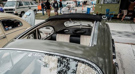 Panoraminio stogo apšvietimas