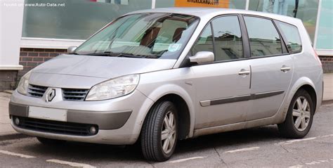 Renault Grand Scenic 2005 interjeras ir erdvė