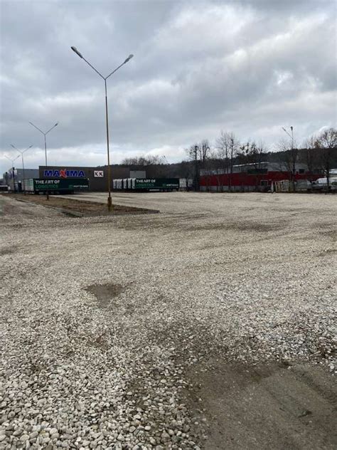 Transporto priemonių stovėjimo aikštelė sodininkų bendrijoje