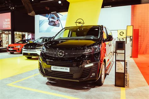 Sąrašas parduodamų automobilių Opel salone