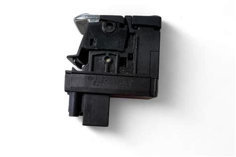 Schematinis rankinio stabdžio veikimo pavaizdavimas