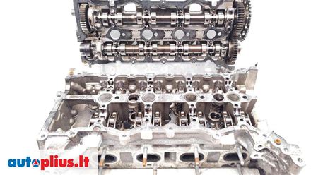 Nissan Navara variklio skyrius