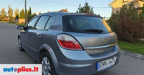 Opel Astra Dyzelinas 2004 m. galinė dalis su rūdžių pėdsakais