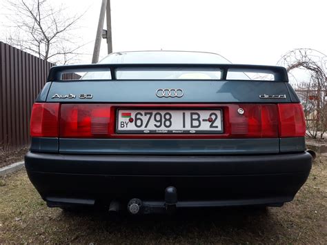 Audi 80 B3 interjeras su odinėmis sėdynėmis