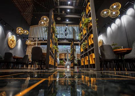 Restorano interjeras tarpukario Kaune