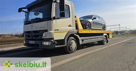 automobiliu pervežimo tralas