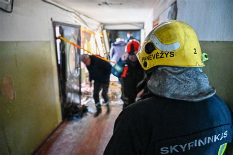 Sprogimo pavojaus ženklo pavaizdavimas