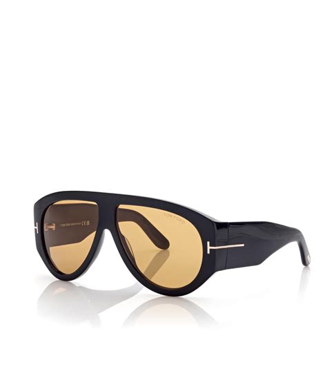 Tom Ford stiliaus pavyzdys