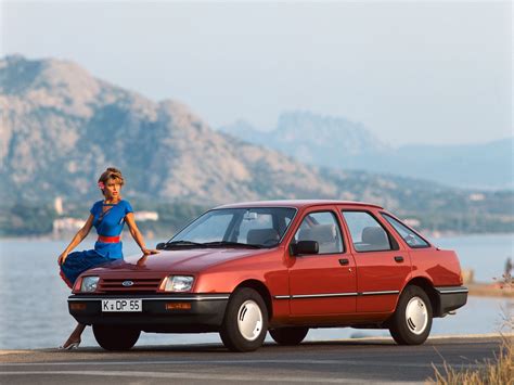 Ford Sierra salono interjeras