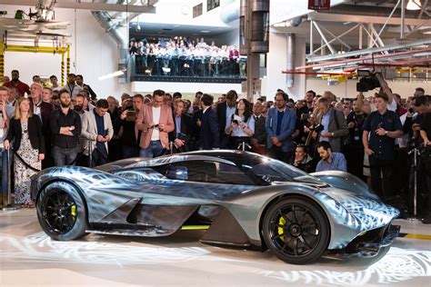 Aston Martin ir Red Bull Racing hiperautomobilis AM-RB 001