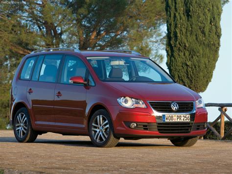 Volkswagen Touran automobilio saugumo sistemos