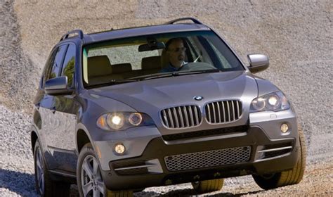 Istorinis pirmos kartos BMW X5 modelis