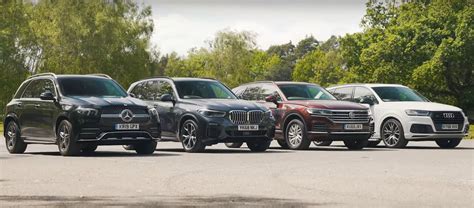 BMW X5, Audi Q7, Mercedes-Benz GLE ir Porsche Cayenne palyginimas