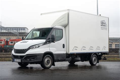 Iveco Daily krovininio mikroautobuso nuotrauka