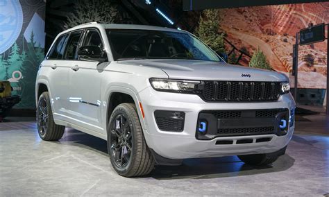 Vairavimo režimų pasirinkimas Jeep 4xe