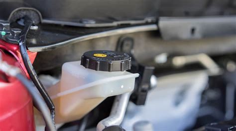 Požymiai, rodantys antifrizo trūkumą automobilyje