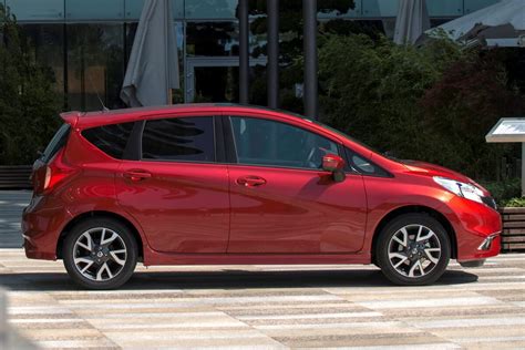 Schematinis Nissan Note važiuoklės vaizdas