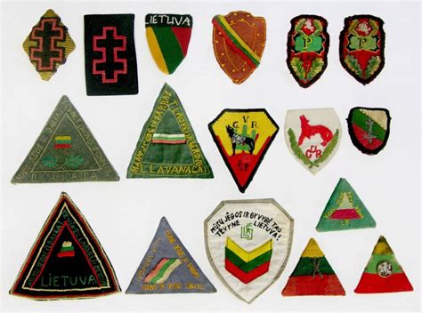 Partizanų simbolika