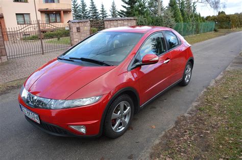 Honda Civic VIII variklio skyrius