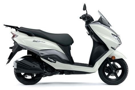 Suzuki Burgman motorolerių įvairovė
