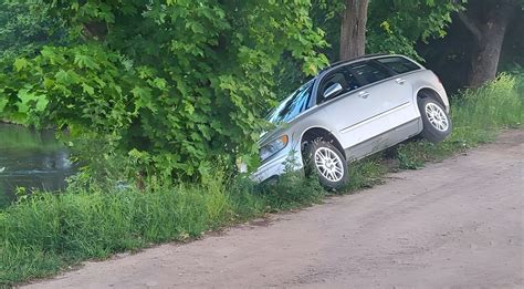 Simbolinė iliustracija apie girtų vairuotojų sukeltas avarijas