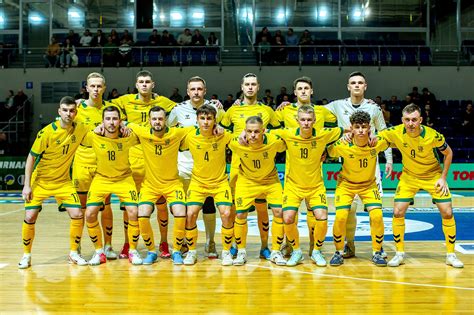 Nuotrauka su Povilu Urbšiu