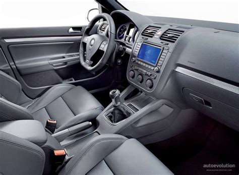 Volkswagen Golf V interjeras