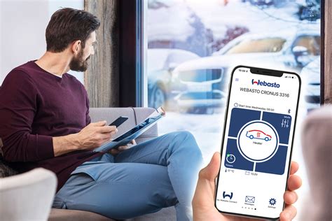 Automobilis su įjungtu Webasto šildytuvu