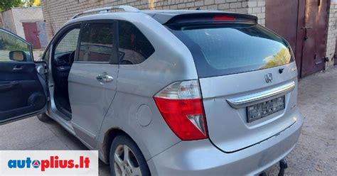 Honda FR-V priekinė dalis