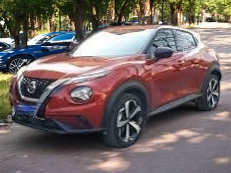 Schema su Nissan Juke parkavimo linijomis