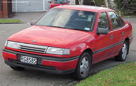 Opel Vectra 1988 m. modelis