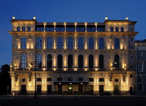 Viešbučio Žibintas fasadas