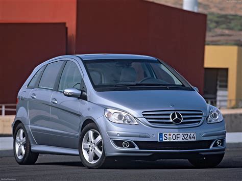 Mercedes-Benz B200 serviso knygelė