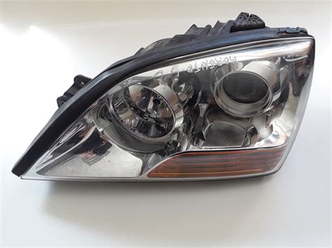 KIA Sorento priekinis žibintas