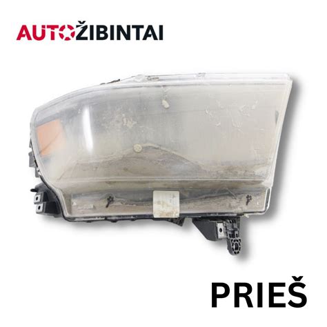 Subaru Legacy automobilio priekinių žibintų apiplovimo sistema